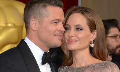 STØTTER HVERANDRE: I 2016 gikk Angelina og Brad Pitt hver til sitt, men nå er de sammen for barnas skyld på sykehuset. Foto: NTB Scanpix STØTTER HVERANDRE: I 2016 gikk Angelina og Brad Pitt hver til sitt, men nå er de sammen for barnas skyld på sykehuset. Foto: NTB Scanpix